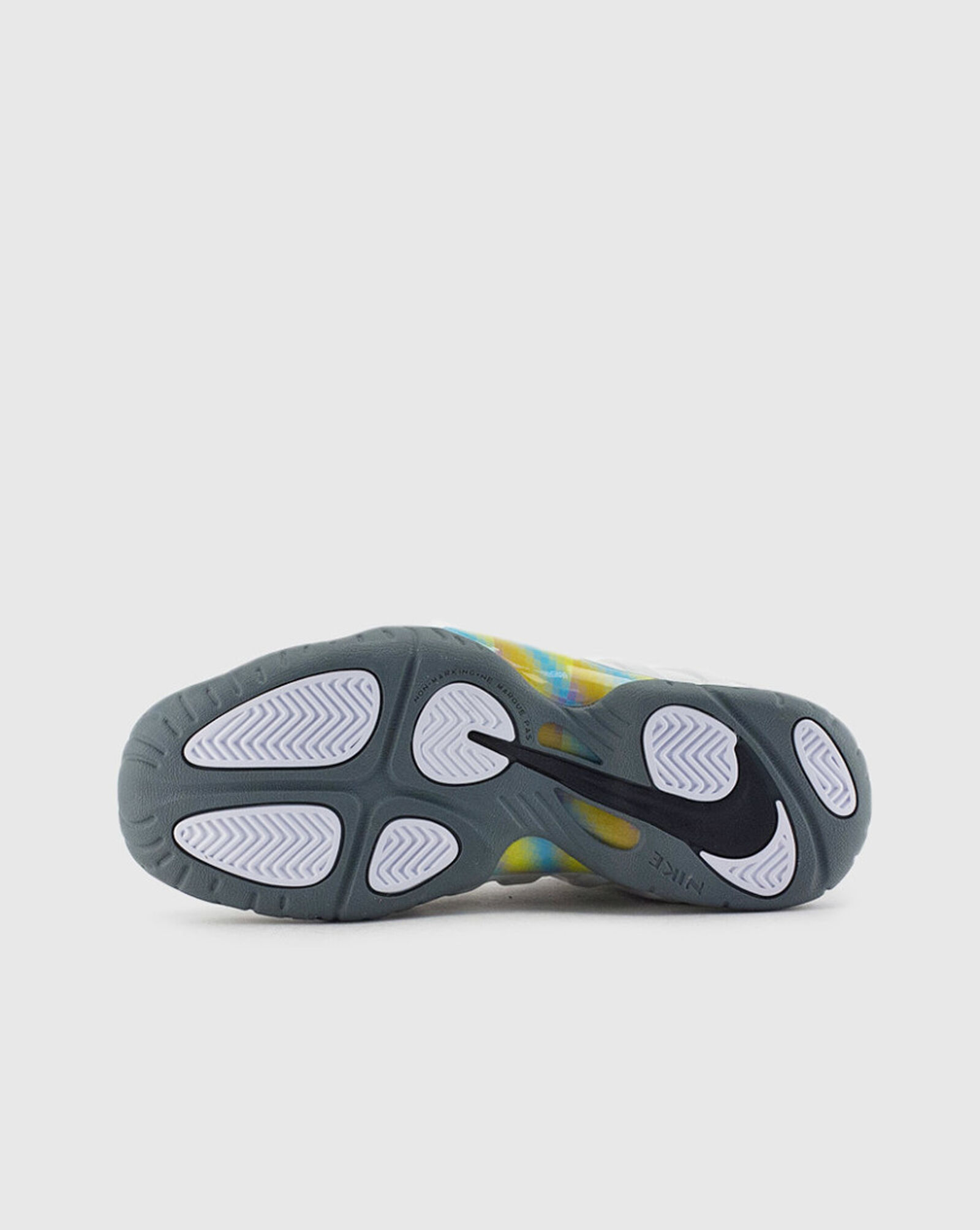 nike little posite one grade school