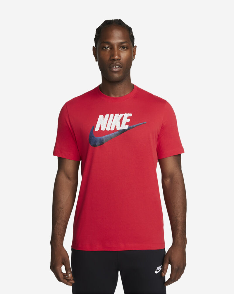 Shop Nike NSW Brand Mark Tee AR4993-658 red | SNIPES USA