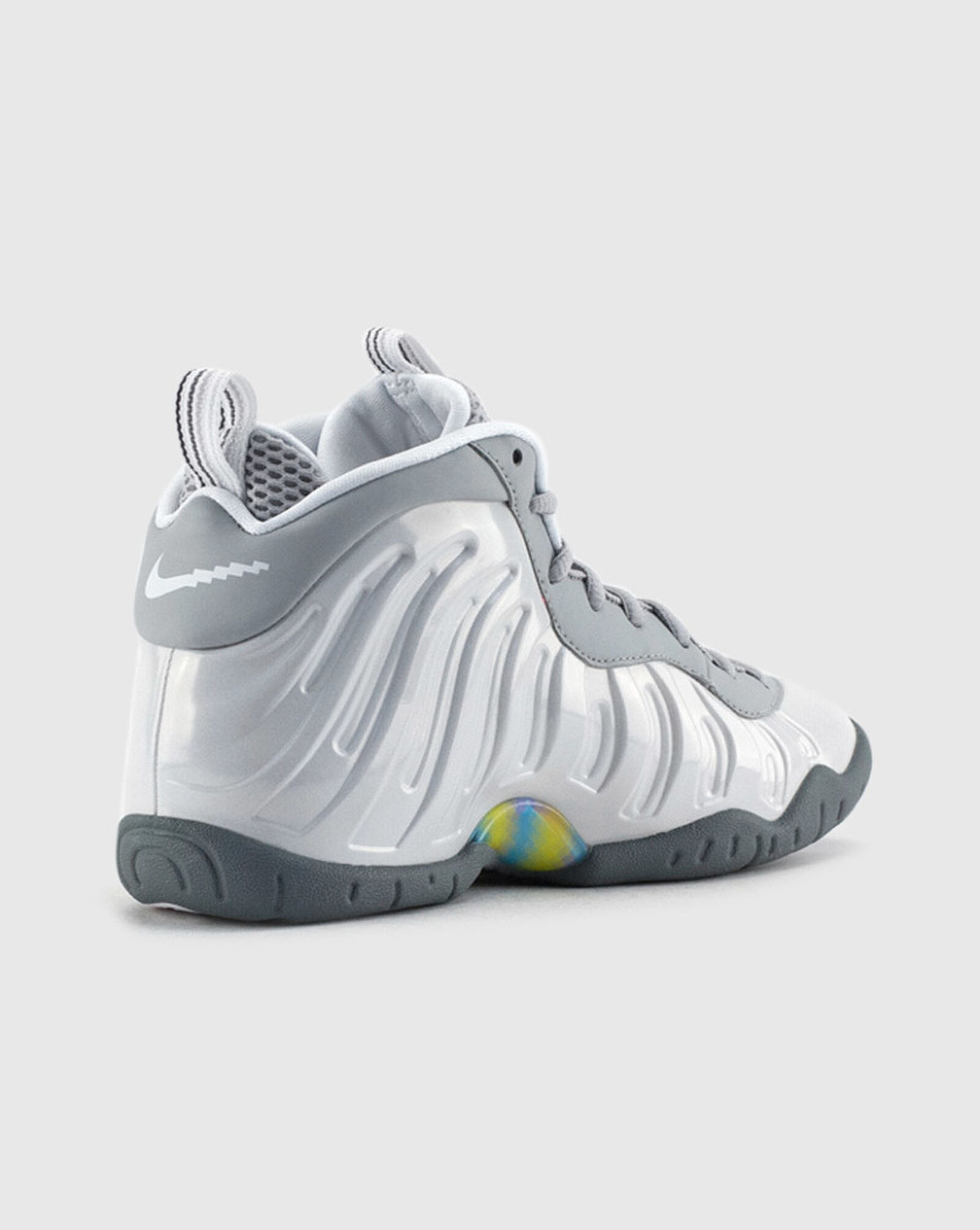 nike little posite one grade school