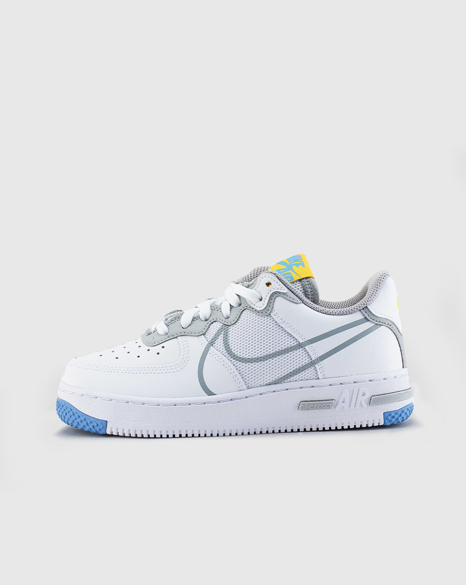 white grade school air force 1