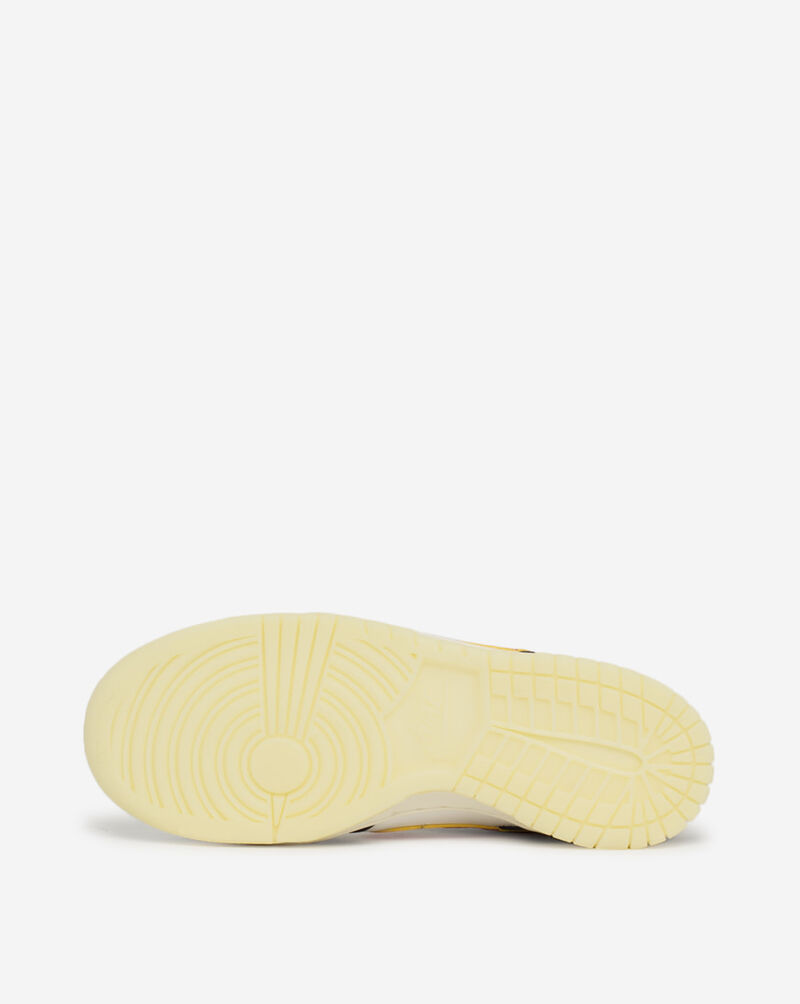 Shop Nike Grade School Dunk Low PRM DO3806100 black SNIPES USA