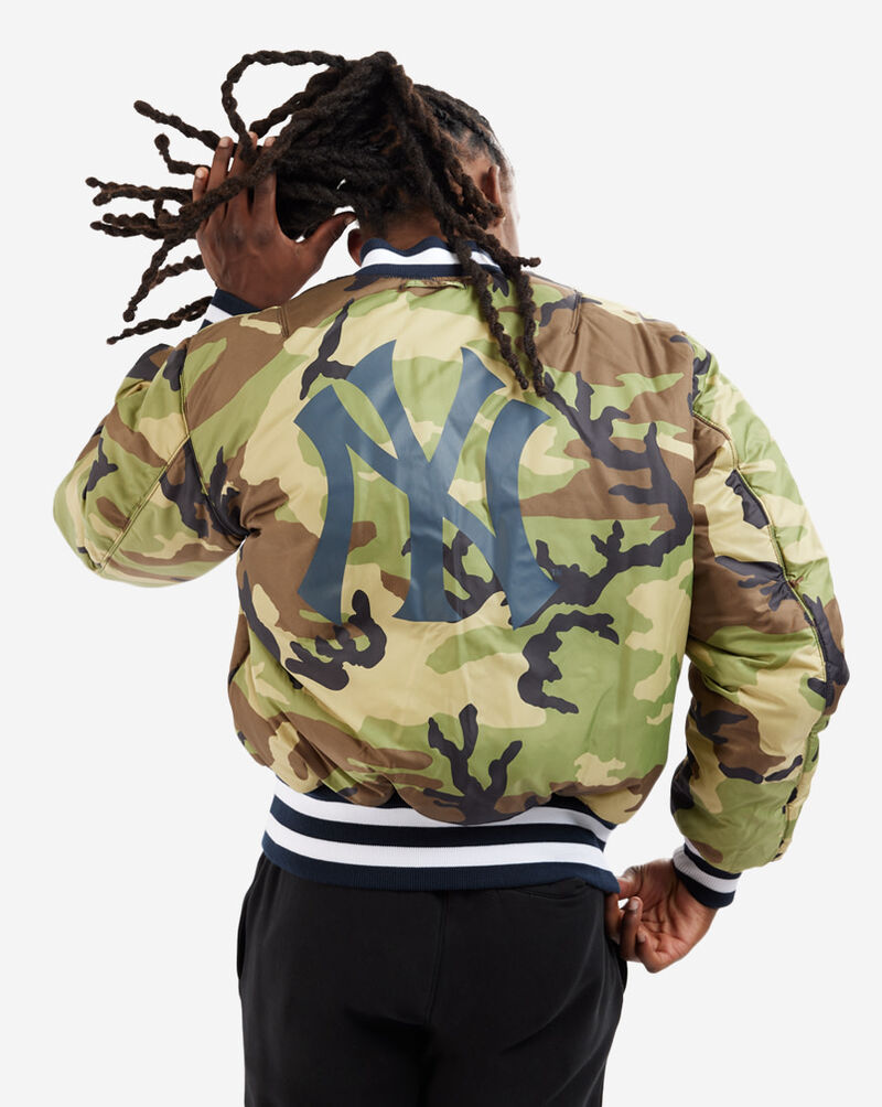 New Era New York Yankees Alpha Industries MA-1 Bomber Jacket 13026014 Black 6