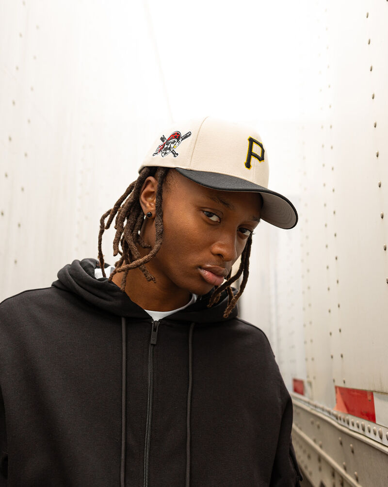 Mitchell  Ness Pittsburgh Pirates Game on Pro Snapback Hat HHSS7606-PPIYYPPPOFWH White 6