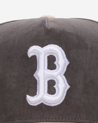 Boston Red Sox Pro Pinch Suede Two Tone Snapback Hat Boston Red Sox Pro Pinch Suede Two Tone Snapback Hat