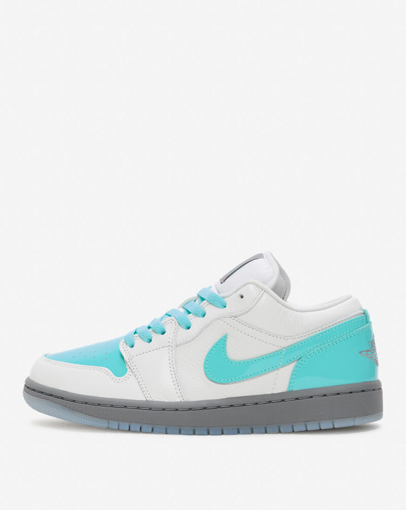 Jordan Air Jordan 1 Low SE HQ3599-025 White 1