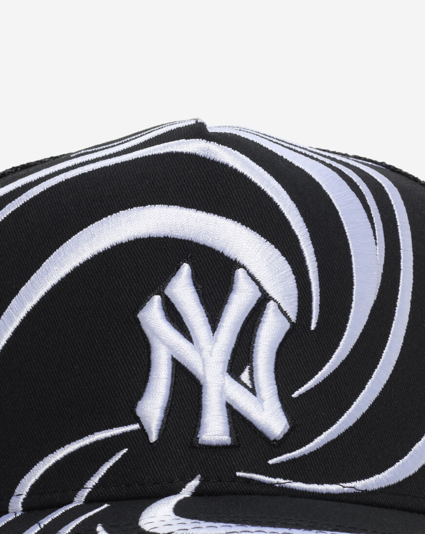 Shop Mitchell Ness New York Yankees Pro Pinch Swirl Snapback Hat