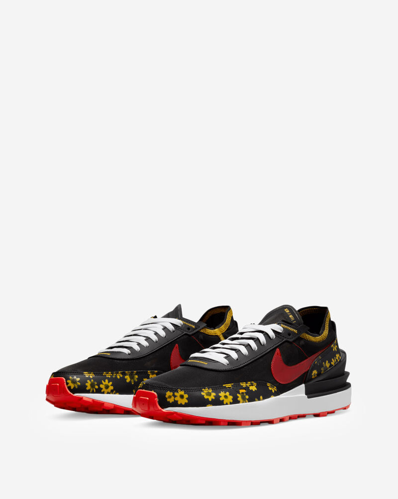 snipes nike waffle one