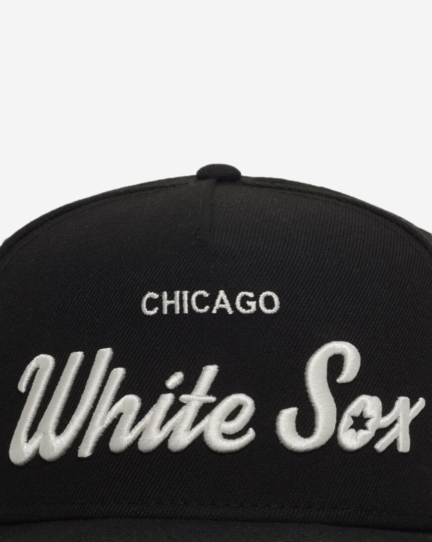 Shop New Era 9Fifty Chicago White Sox Local Play A-Frame Snapback