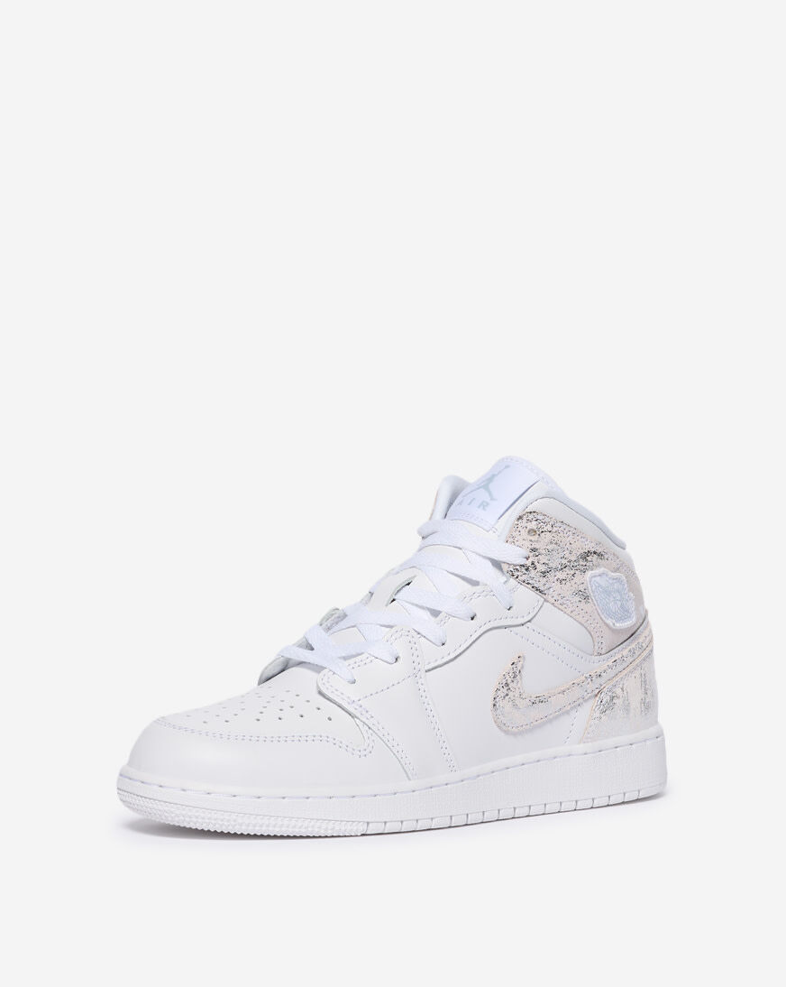 Shop Jordan Big Kids' Air Jordan 1 Mid IR2320-100 white | SNIPES USA