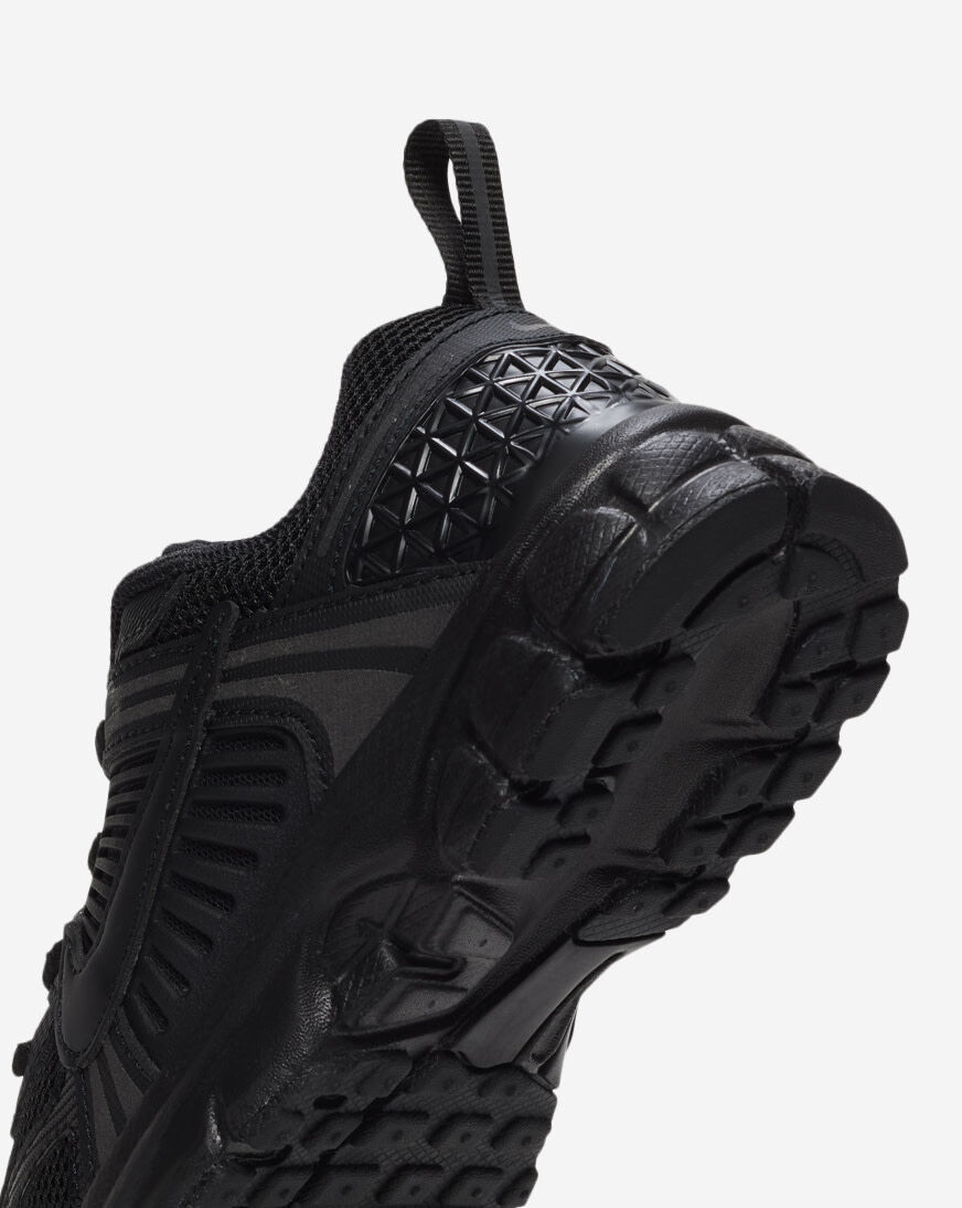 Shop Nike Little Kids' Zoom Vomero 5 IR4587-007 black | SNIPES USA