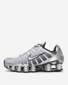 Nike Shox TL IH4466-095 silver 1