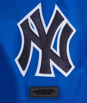 New York Yankees Short Sleeve Classic Chenille Tee 
