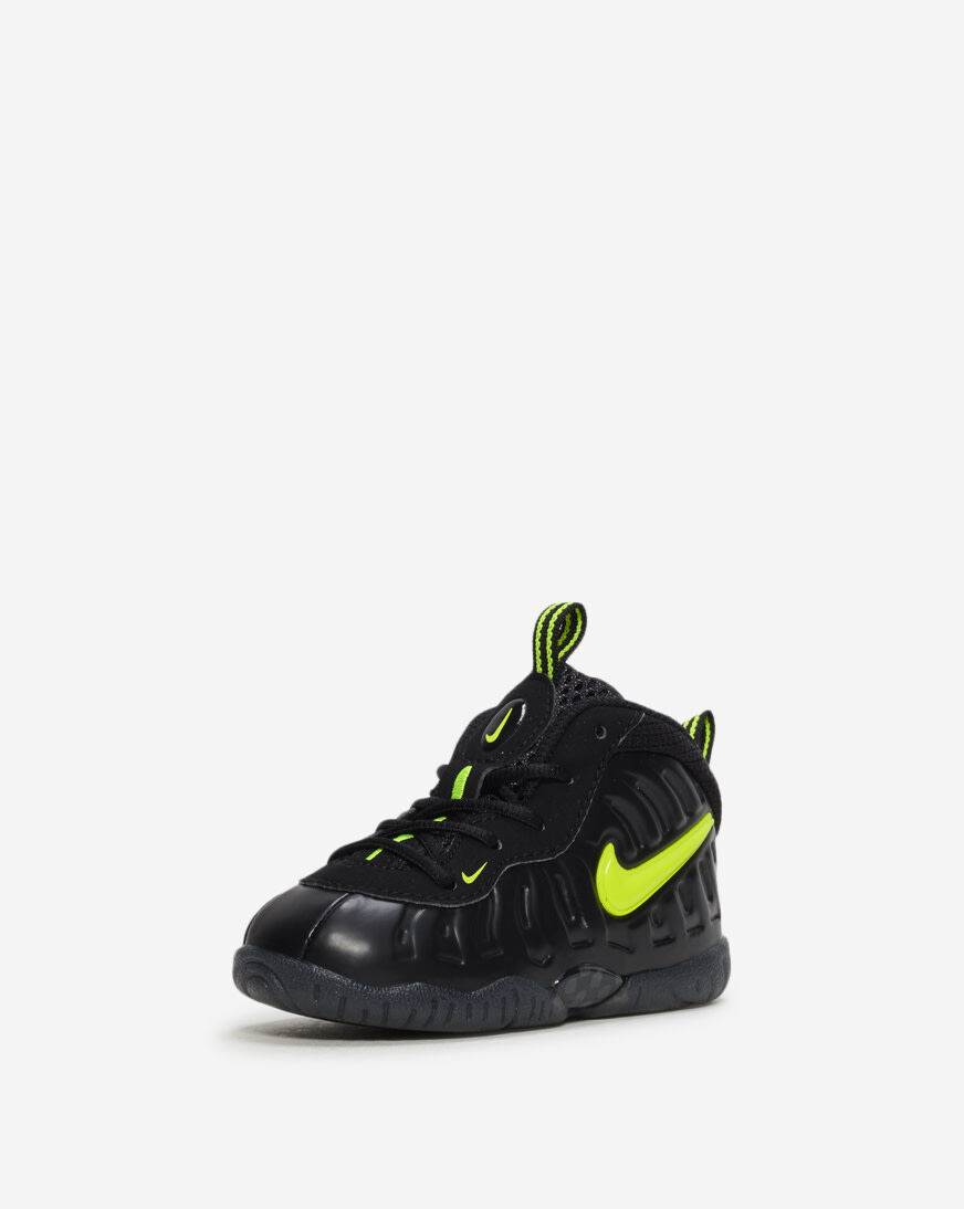 Shop Nike Toddler Air Foamposite Pro IQ7231-001 black | SNIPES USA