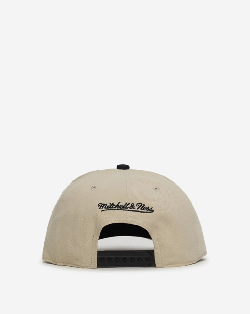 Mitchell  Ness Boston Red Sox Pro Pinch Distressed Eye Snapback Hat HP20450-BRSTABK Beige 3