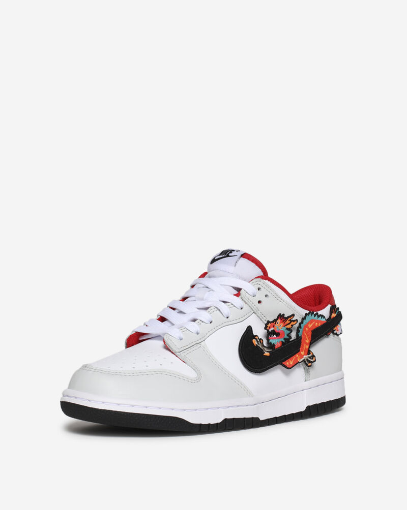 dunk low black white snipes