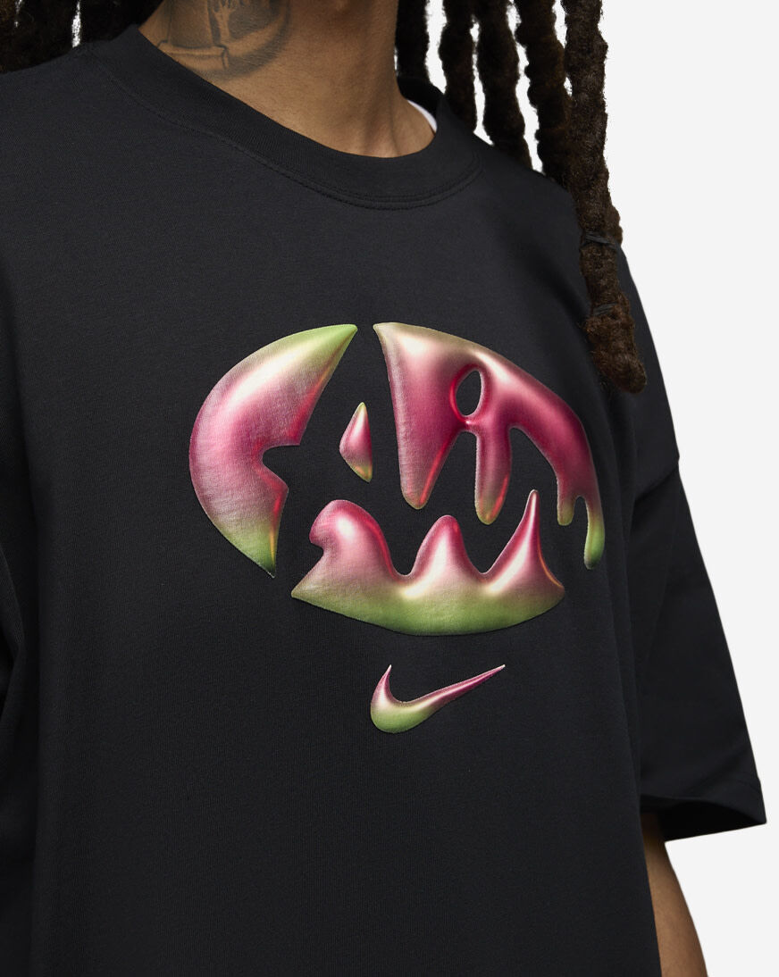 Shop Nike NSW Max90 T-Shirt HJ0586-010 black | SNIPES USA