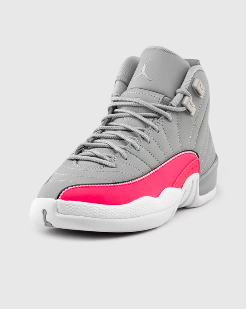 Jordan 12 grade school size 6 clearance