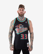 Mitchell & Ness Detroit Pistons Grant Hill 1998-1999 Reload Swingman Jersey SMJYCP19295-DPIBLCK98GHI Black 1