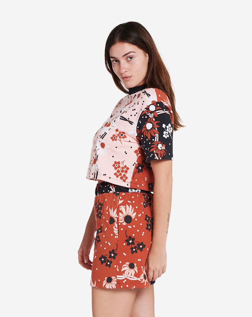 Shop Nike NSW Garden Party Jersey Top DV9668-610 pink | SNIPES USA