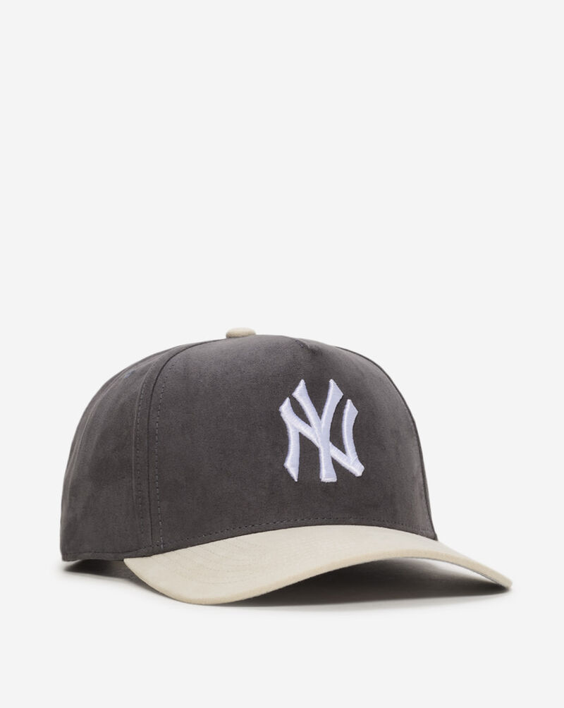 Mitchell  Ness New York Yankees Pro Pinch Suede Two Tone Snapback Hat HP16808-NYYGREY Grey 1