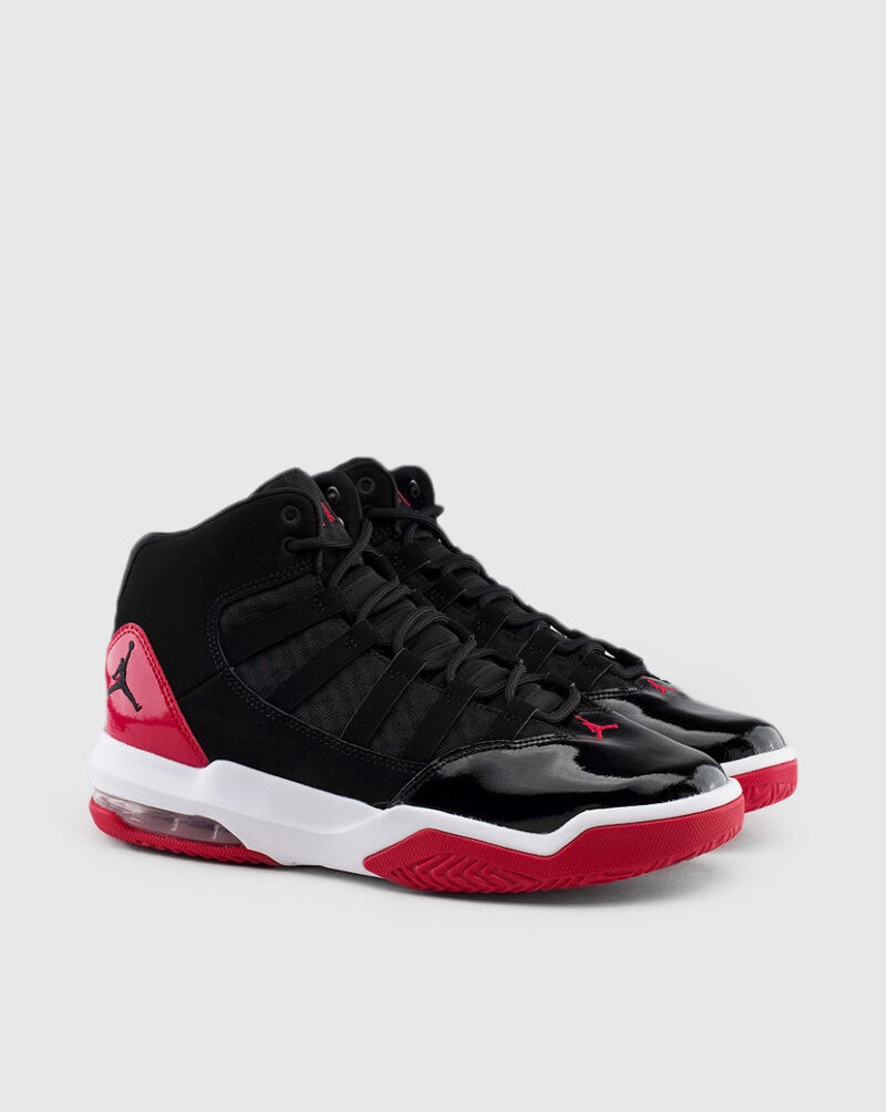 Jordan Grade School Max Aura AQ9214-006 Black 1