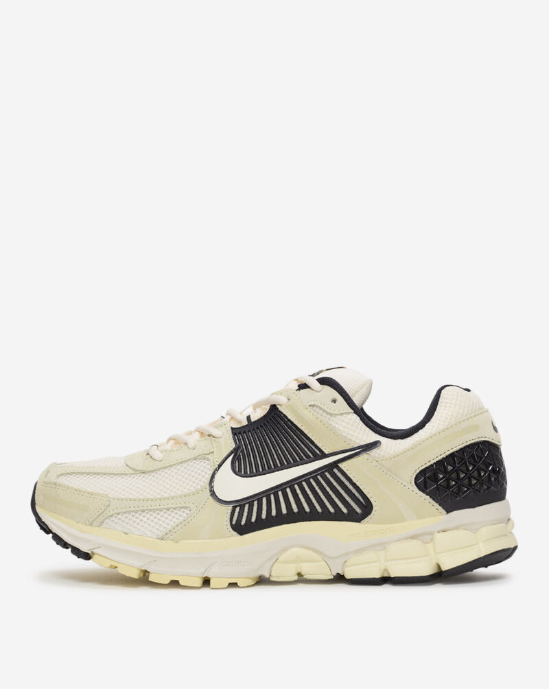 Nike Zoom Vomero 5  HF1553-701 Beige 1