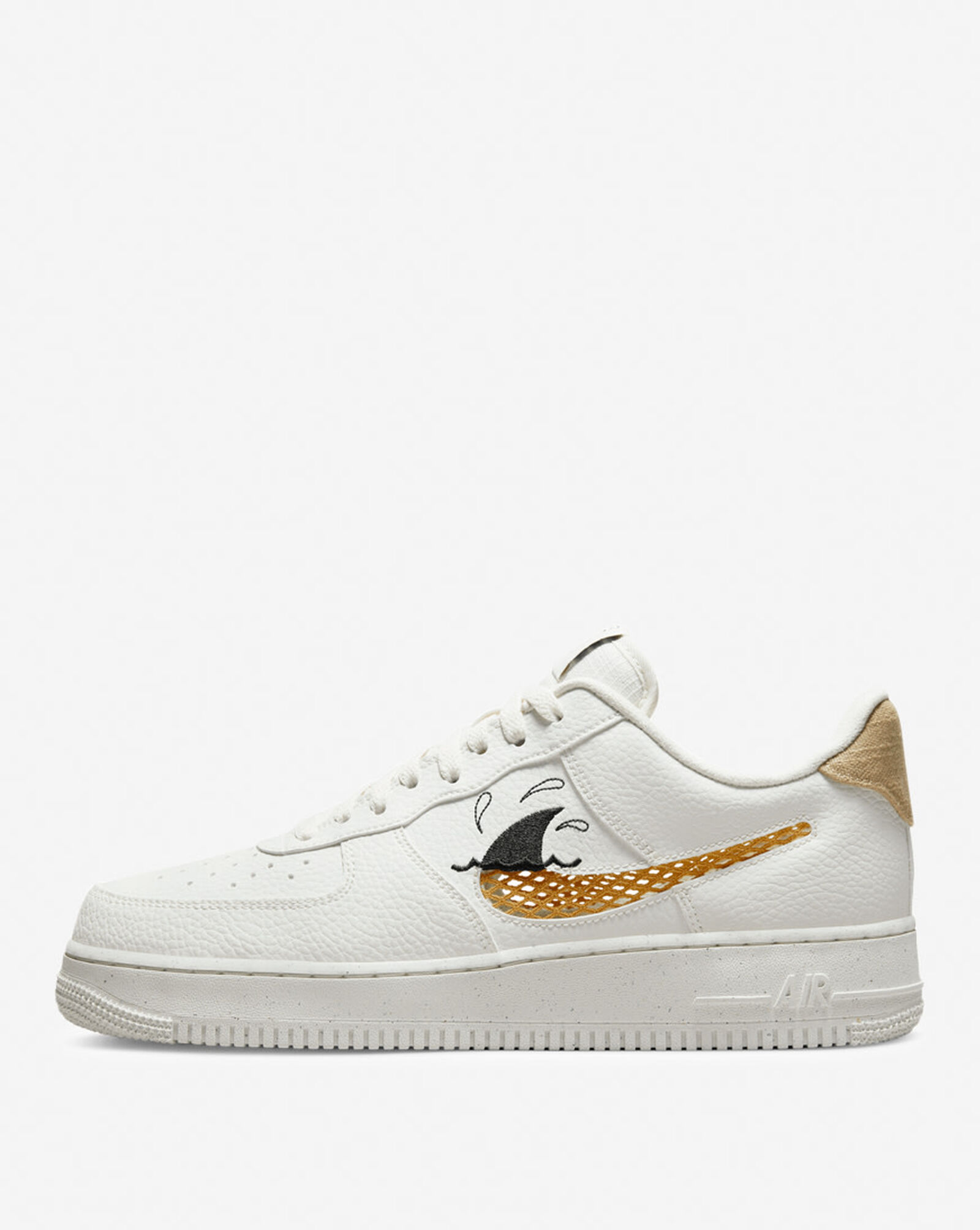 Shop Nike Air Force 1 LV8 DM0117-100 white