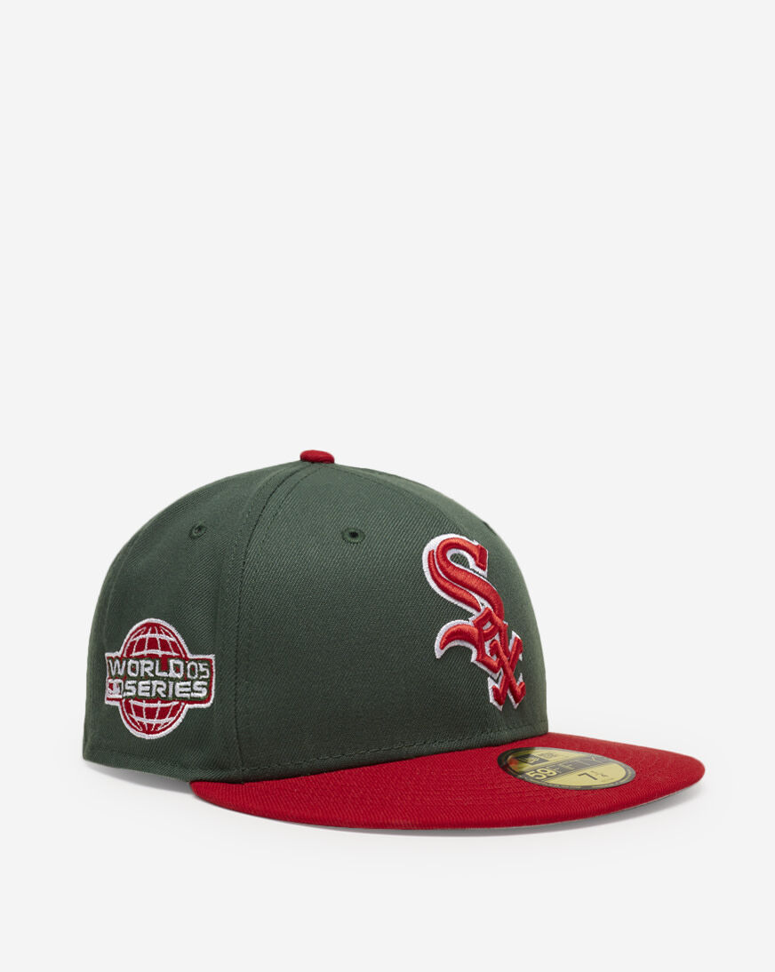 Shop New Era 59Fifty Chicago White Sox Poinsettia Hat