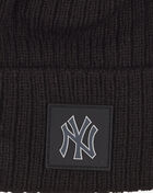 New Era New York Yankees Rubberized Knit Beanie 60833855 Black 2