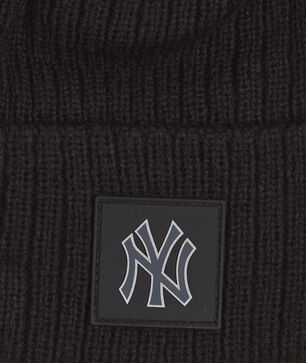 New York Yankees Rubberized Knit Beanie