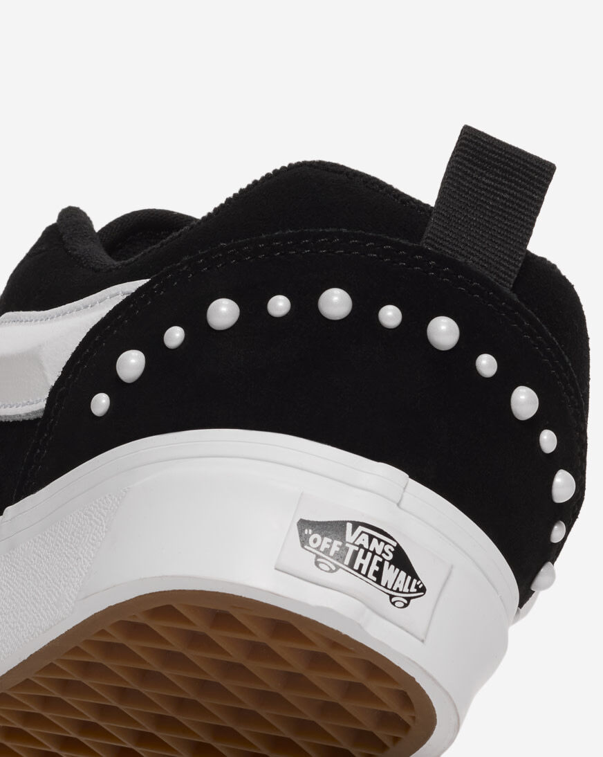 Shop Vans Knu Skool Pearls VN000E9XBLA1 black | SNIPES USA