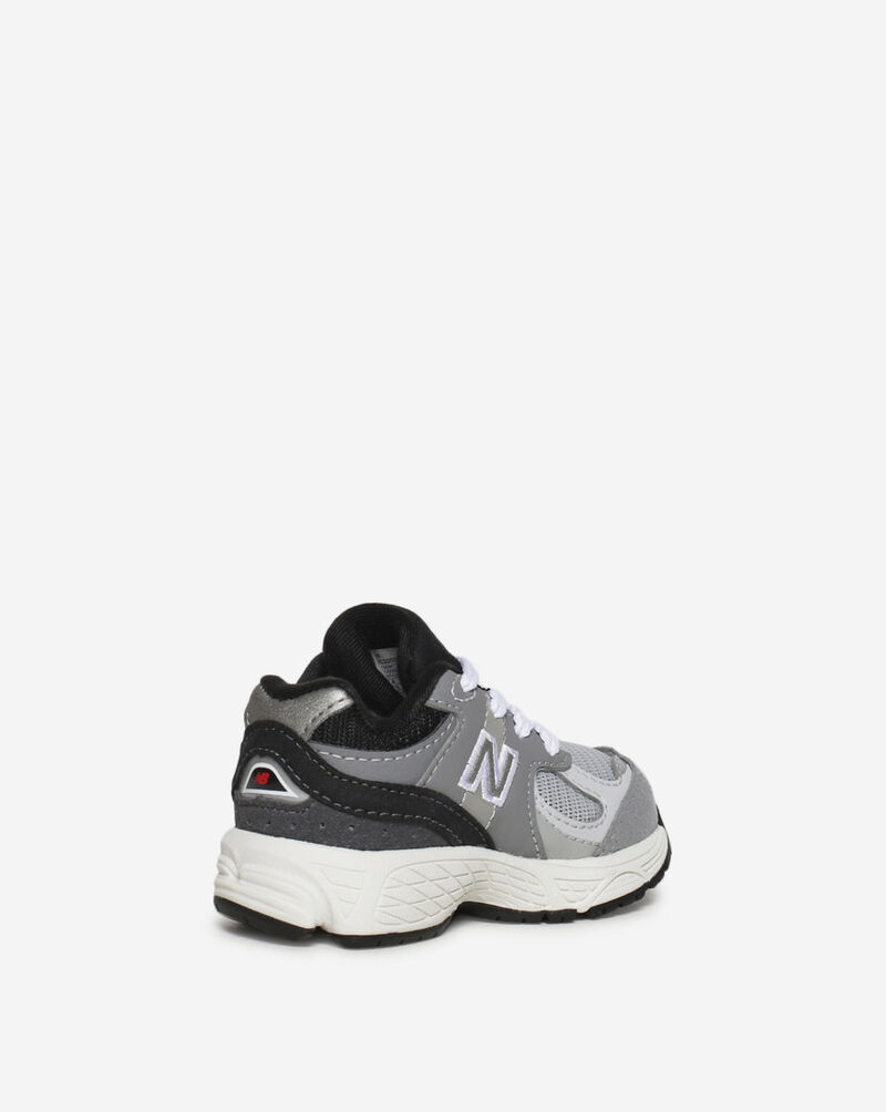 Shop New Balance Toddler 2002 IC2002SG grey SNIPES USA