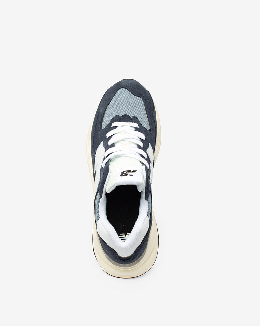 国内配送 New Balance M5740 CD NAVY s-l400.jpg