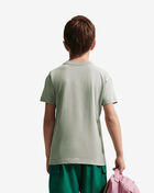 Nike Big Kids' NSW T-Shirt IO8980-304 Green 2