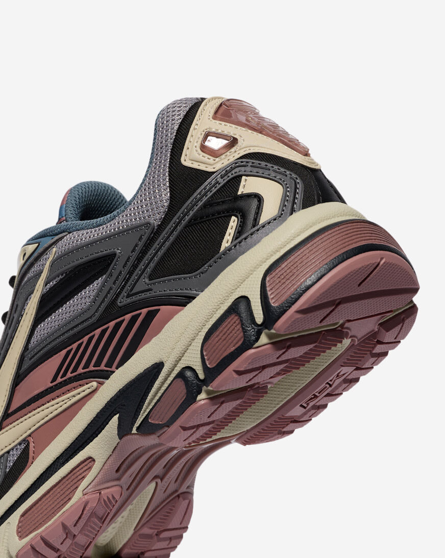 Shop Reebok Premier Road Ultra 100276691 pink | SNIPES USA
