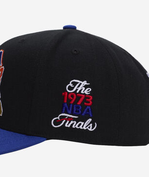 New York Knicks Pro Crown Championship Snapback Hat