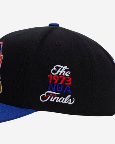 New York Knicks Pro Crown Championship Snapback Hat New York Knicks Pro Crown Championship Snapback Hat