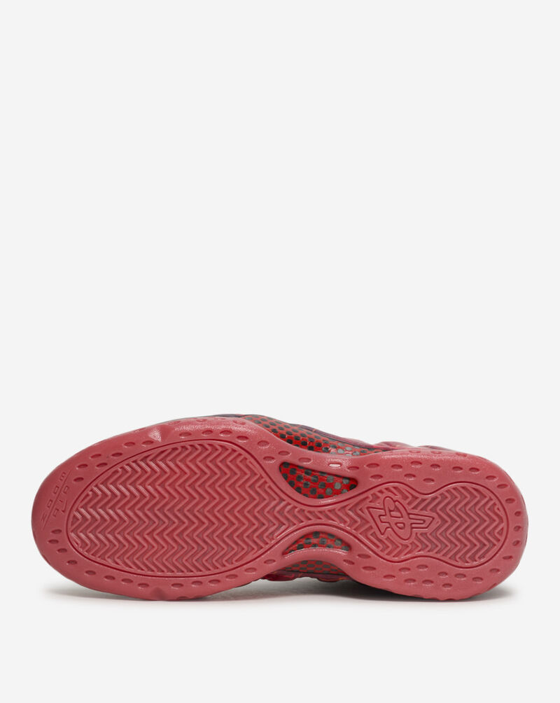 Nike Air Foamposite One x Stranger Things IR7336-001 Red 6