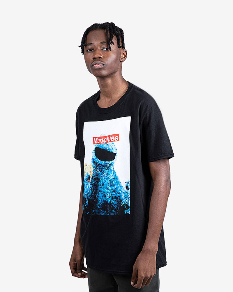 Graphic Tees Cookie Monster Munchies Tee SSXX4MLMSC Black 2