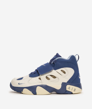 Big Kids' Air Diamond Turf II