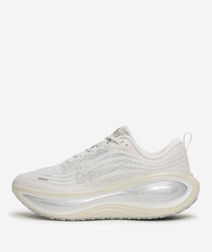 Vomero Plus