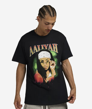 Aaliyah Side Eye Tee