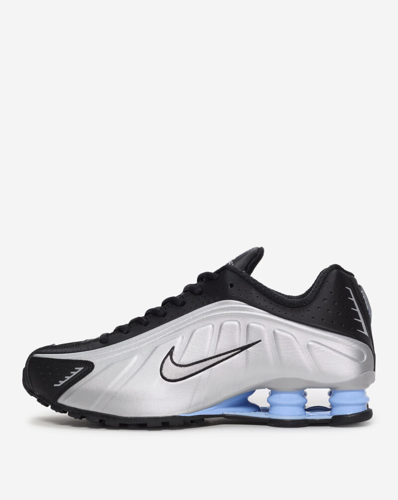 Nike Shox R4 HQ1988-004 silver 1