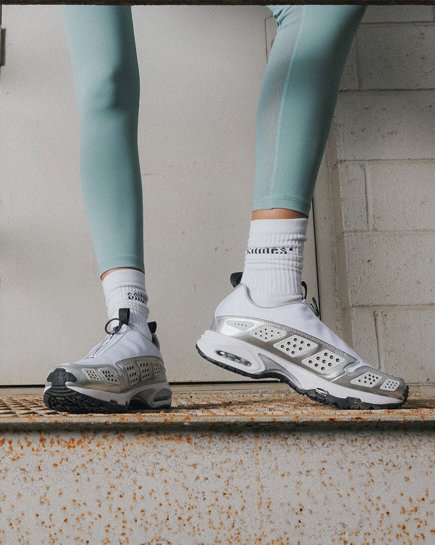 Shop Nike Air Max Sunder HJ4130-100 white | SNIPES USA