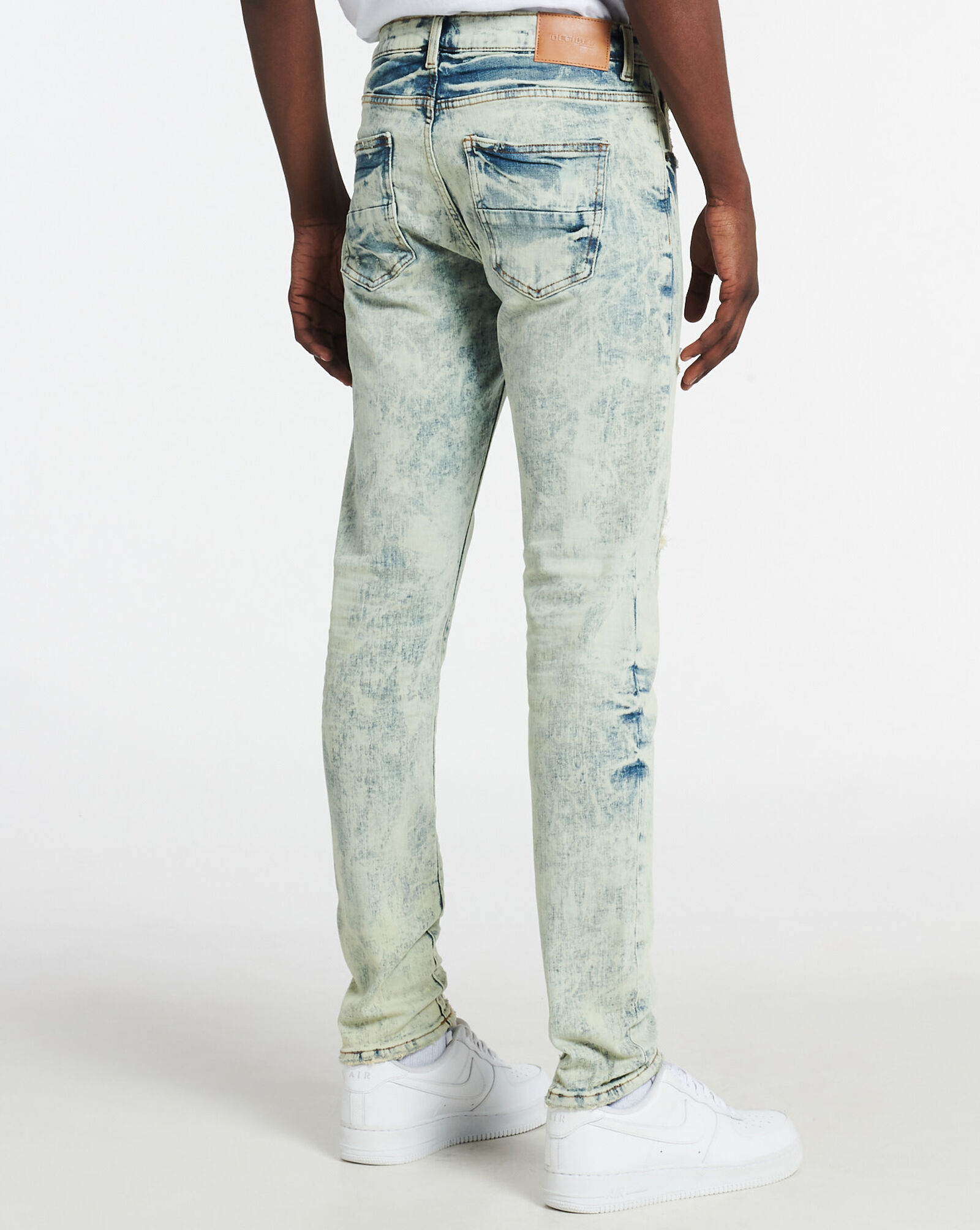 Shop Decibel Bleach Washed 5 Pocket Jeans DECWB368IND blue SNIPES USA