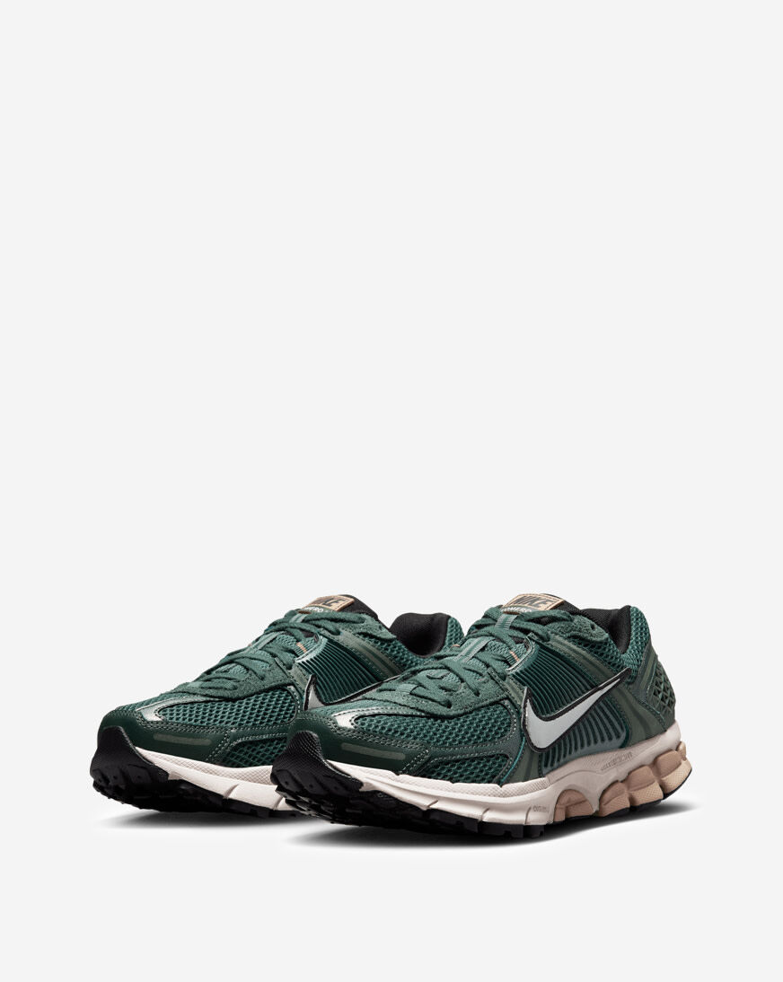 スニーカー Nike Women's Nike Zoom Vomero 5 COR FN6742 Shop Nike Zoom Vomero 5 FN6742-300 green | SNIPES USA