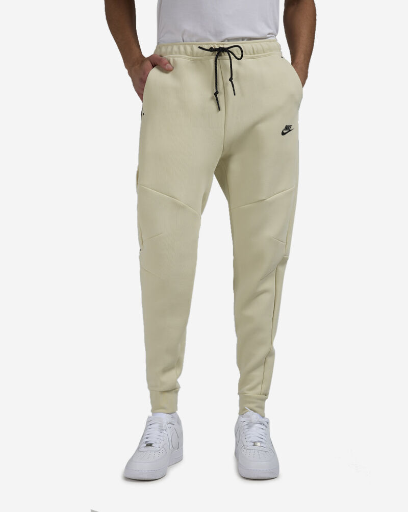 Nike Tech Fleece Joggers HV0959-234 cream 1