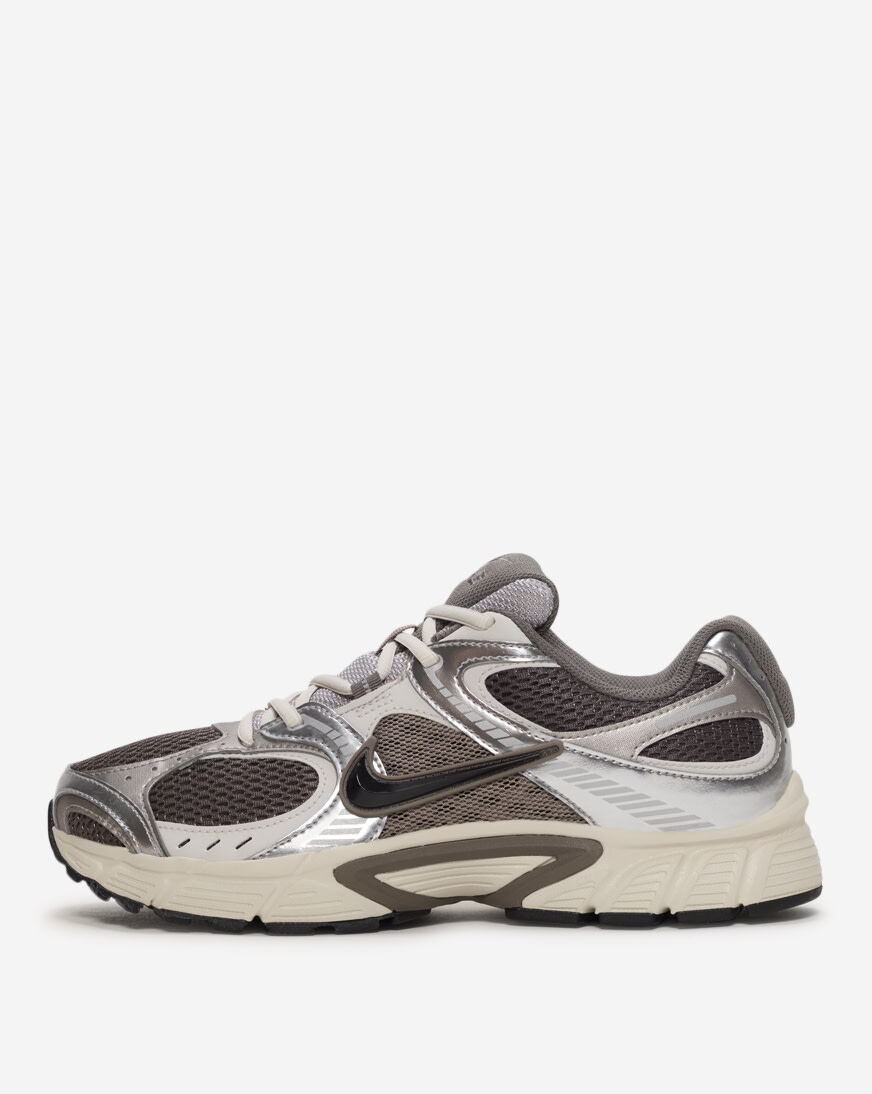 日進月歩　NIKE AJF 5 LS us11