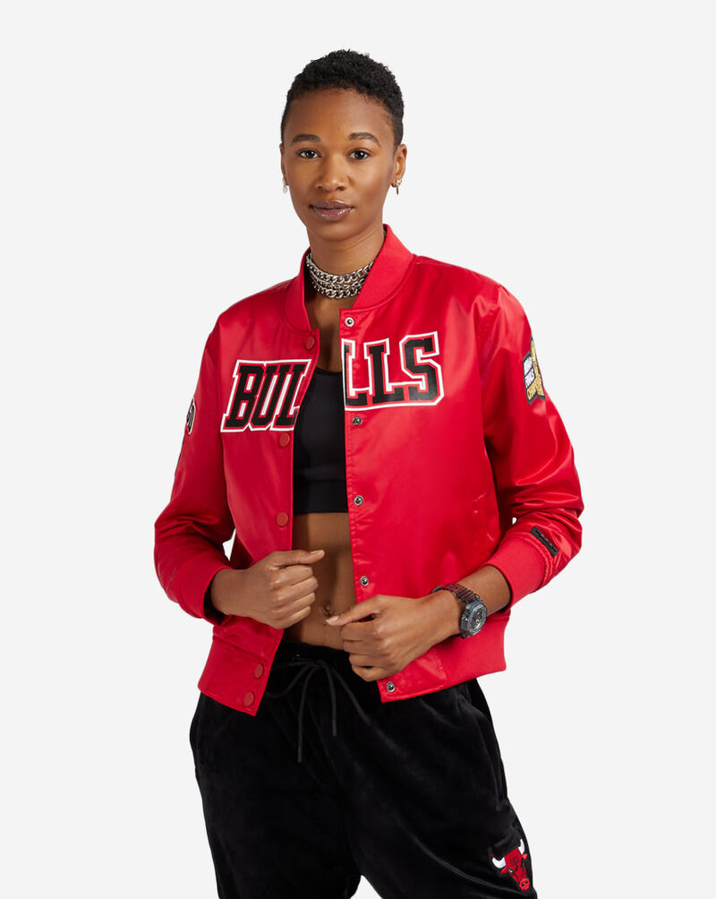 Pro Standard Chicago Bulls Big Logo Satin Jacket BCBU55015-RED Red 1
