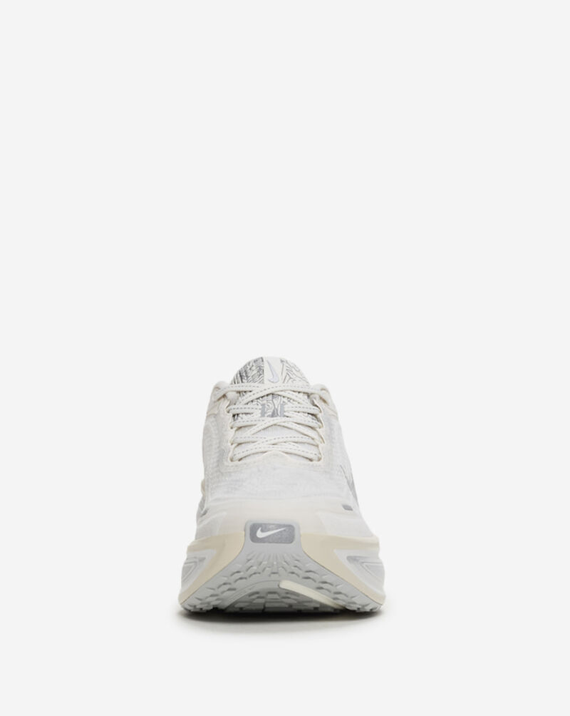 Nike Vomero Plus IM8331-001 White 3